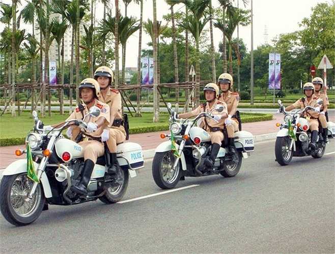 Tham gia vào lực lượng CSGT dẫn đoàn là niềm tự hào của cán bộ chiến sỹ trong đội, bởi không phải ai cũng có đủ tiêu chuẩn để được lãnh đạo Phòng PC67 phân công nhiệm vụ tại đội dẫn đoàn.