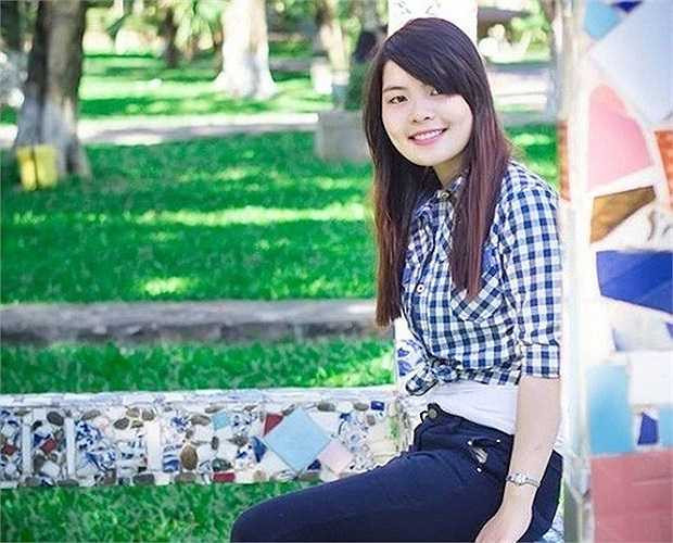 Khi được hỏi về bí quyết giảm cân, Thảo chia sẻ: 'Trước khi giảm cân, mình đã tìm hiểu rất kĩ các phương pháp. Gì chứ tuyệt thực là mình không đồng ý rồi. Nó thiếu khoa học, không duy trì được lâu dài. Bản thân mình còn phải đi học và nếu để cơ thể trong tình trạng thiếu chất thì mình sẽ không thể hoàn thành việc học ở trường'. Hiện giờ, Thanh Thảo hài lòng với cân nặng 49 kg của mình.