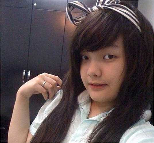 Xuân Nghi (sinh năm 1994) sống tại TP HCM, cho biết mình nặng 70 kg từ lúc 15 tuổi, thường xuyên bị bạn bè trêu chọc bởi thân hình mập mạp. Cũng vì thế Nghi quyết tâm phải đi giảm cân. Sau một thời gian dài kiên nhẫn, Nghi đã giảm được 20 kg. Đến năm 2013, cô đã trở về với vóc dáng thon gọn đúng như một cô gái.