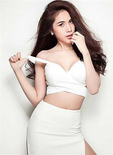 Từ những bộ ảnh thời trang...