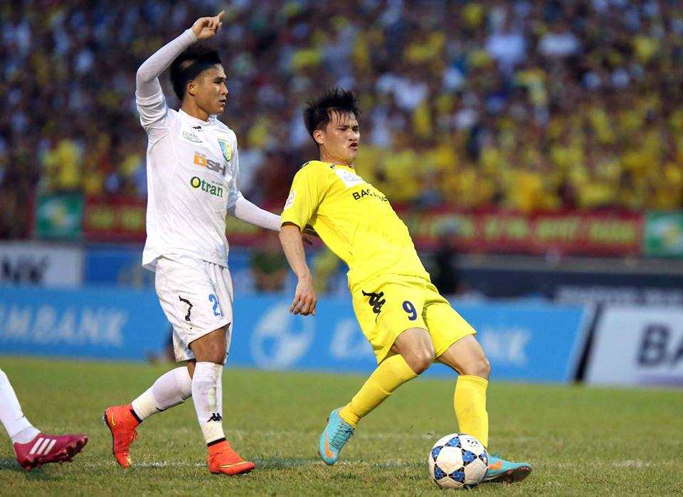 Công Vinh ghi bàn, Hà Nội T&T vuột chiến thắng