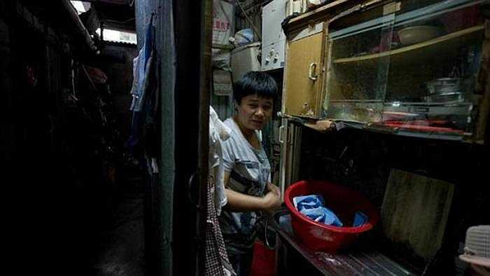 Bà Susu ở trong căn bếp chật chội 