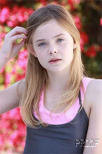 Vào phim, Elle Fanning sinh năm 1998, mới 15 tuổi và thực sự để lại dấu ấn khó phai với người hâm mộ Âu Mỹ.