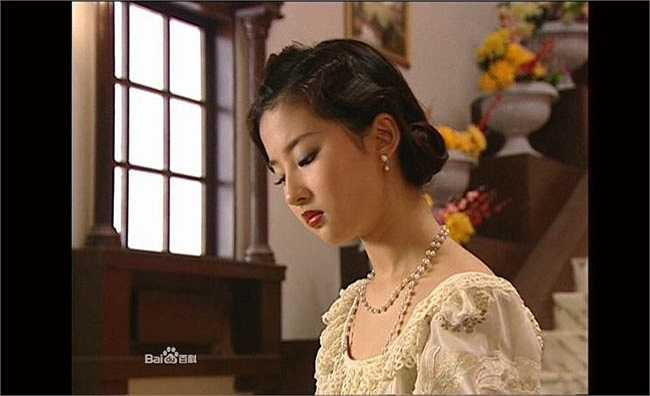 Những bức ảnh nhiều hoài niệm của nữ minh tinh đến hiện nay vẫn gây vấn vương người hâm mộ.