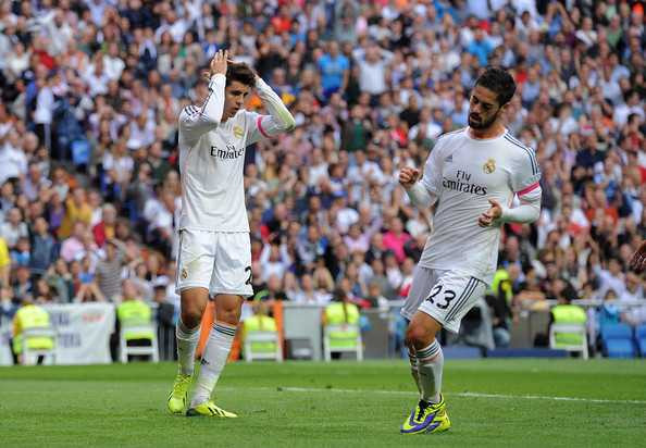 James Rodiguez có thể nhìn gương Isco hay thậm chí là Morata