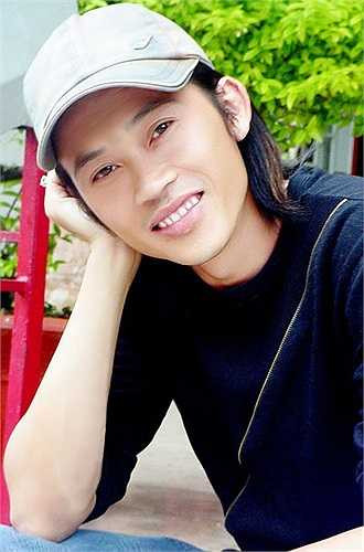 Đi vào lòng người bằng những vai diễn gần gũi với đời sống, thế nên Hoài Linh lúc nào cũng giản dị chứ không hề xa cách