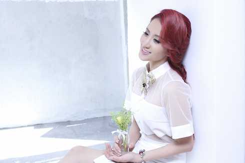 khanh thi mc co van 