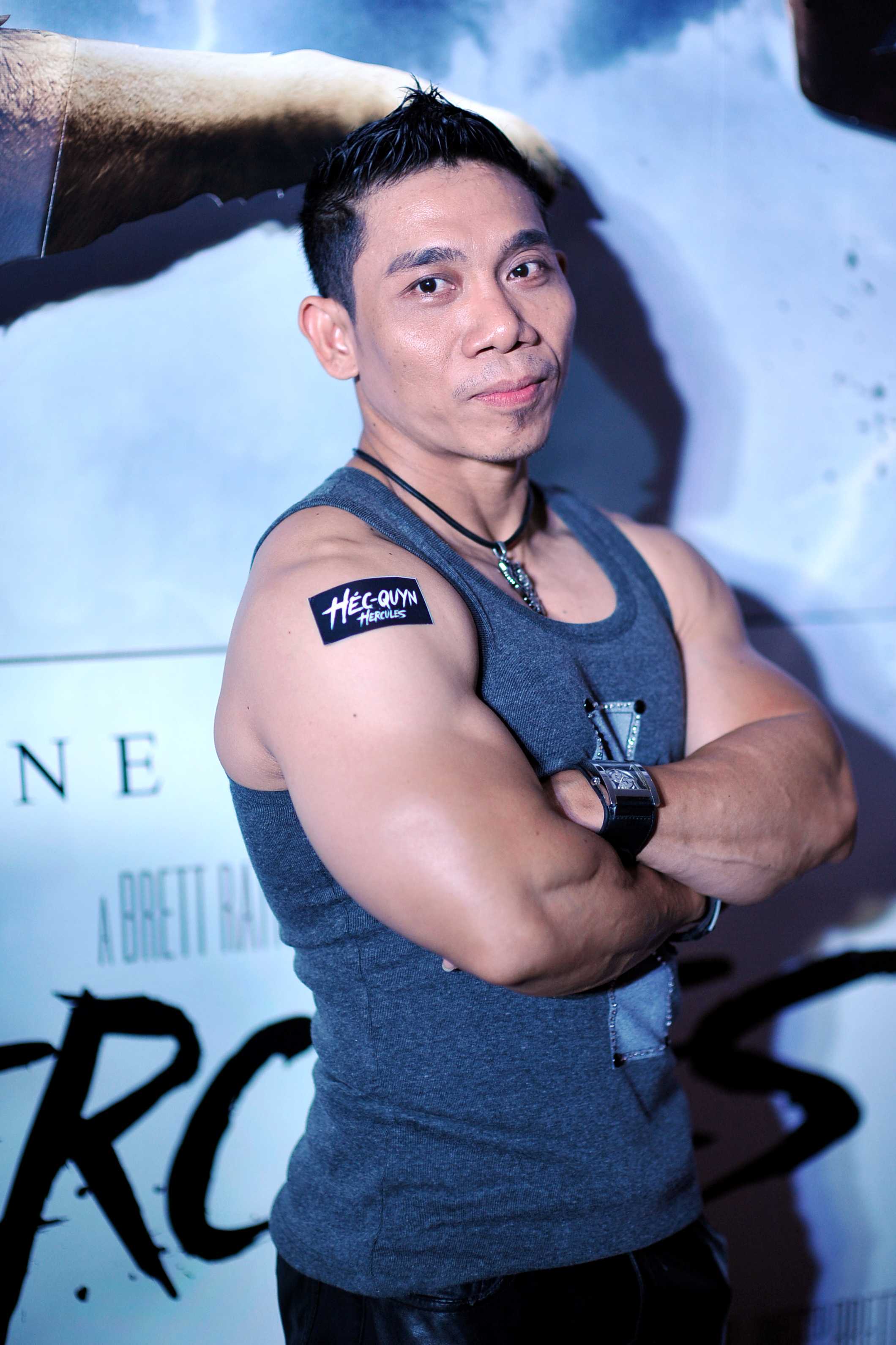 ra mắt phim