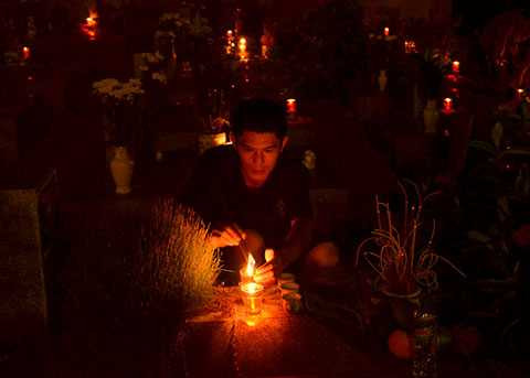 Chủ tịch nước Trương Tấn Sang, Quảng Ninh, thắp nến tri ân