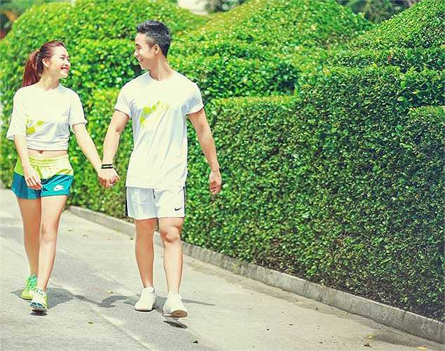 Trong một bài phỏng vấn, Bill Nguyễn từng thổ lộ mẫu phụ nữ của anh là hotgirl Khả Ngân và theo anh, cô cũng chính là người con gái có thể hình đẹp nhất showbiz Việt hiện nay.