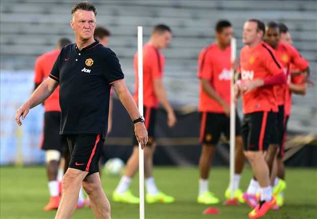 Van Gaal đang trong giai đoạn 'nhìn người'