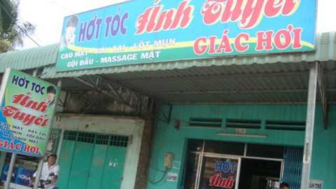 cắt tóc, trá hình, mại dâm, hiếp dâm, vụ án, gội đầu