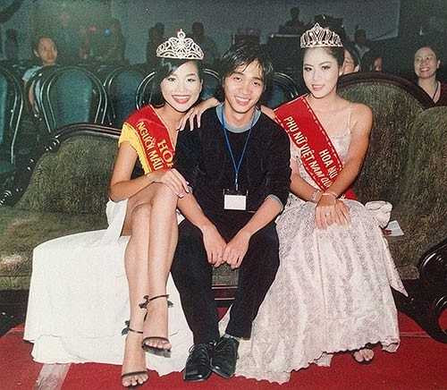 Cô đã sớm làm quen với ánh đèn sân khấu từ năm 20 tuổi.