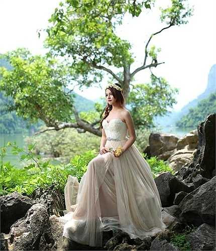 Tạo hình đậm chất game.