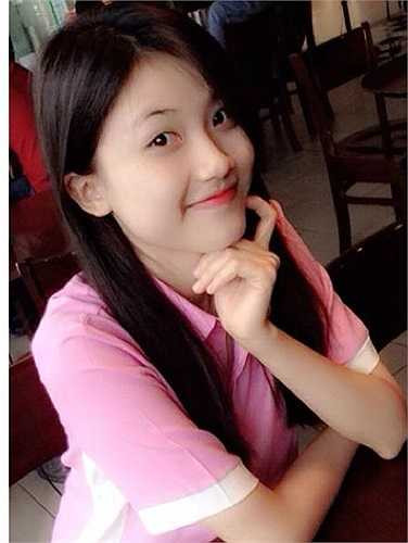 'Mình muốn được hóa thân thành các nhân vật và những hoàn cảnh khác nhau trong cuộc sống, đặc biệt mình thích thể loại và hình tượng vai diễn mà chị Song Hye Kyo thể hiện, kiểu hài hước và lãng mạn...', Thanh nói.