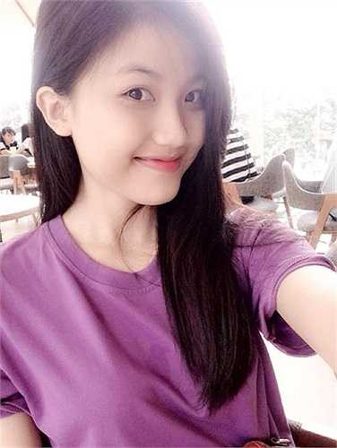 Thời gian rảnh, Huyền Thanh thường dành để tập múa, học thiết kế thời trang và tụ tập bạn bè.