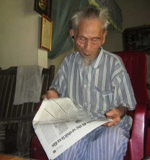 Tiết lộ khó tin về cặp vợ chồng cao tuổi nhất Việt Nam