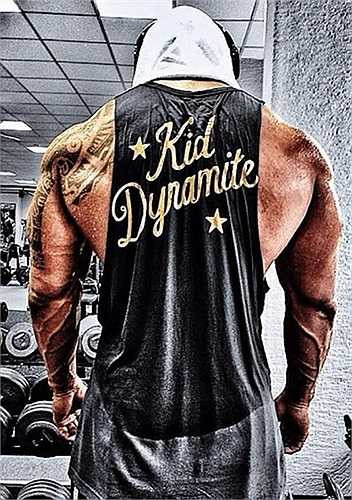 Kế hoạch thay đổi vẻ ngoài của chàng Hec-quyn kéo dài suốt 6 tháng