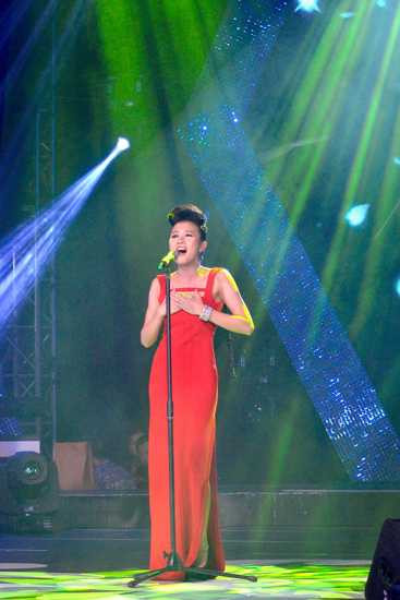 Sao Mai điểm hẹn