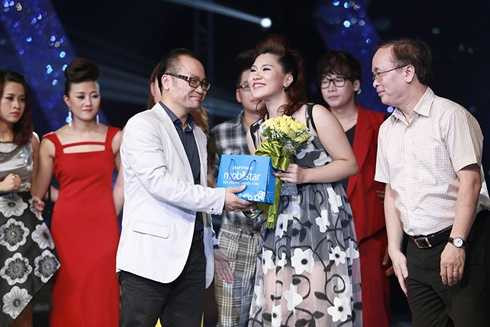 Thí sinh quá ướt át bị loại khỏi 'Sao Mai điểm hẹn'