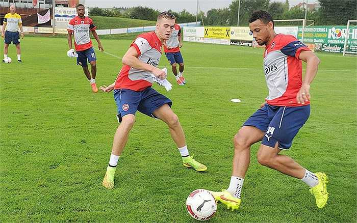 Ngôi sao thứ 4 của Southampton có được bến đỗ mới mùa hè này là hậu vệ phải Calum Chambers. Anh đến Arsenal vói giá 17,8 triệu bảng