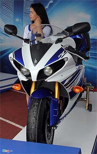 Yamaha YZF-R1 phiên bản 2014 được trang bị nhiều công nghệ thừa hưởng từ đội đua MotoGP của Yamaha. Điển hình là hệ thống nạp nhiên liệu thông minh YCC-I, hệ thống điều khiển bướm ga bằng chip điện tử YCC-T và nhất là hệ thống kiểm soát lực kéo TCS thông minh với 6 chế độ khác nhau... và nhiều công nghệ tiên tiến khác.