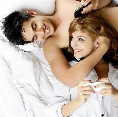 Tuy nhiên, họ lại tiếp tục đình đám với những scandal ầm ĩ liên quan đến chuyện lên giường với nhau, lừa dỗi vợ mới cưới...