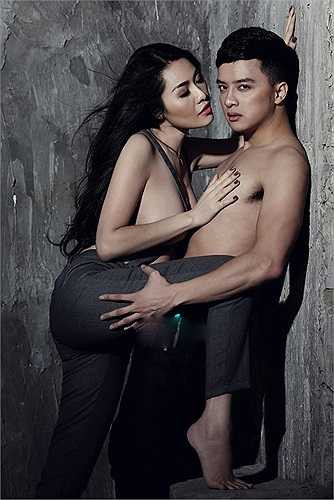 Quế Vân và Cao Thái Sơn cũng gây sốc khi chụp ảnh bán nude...