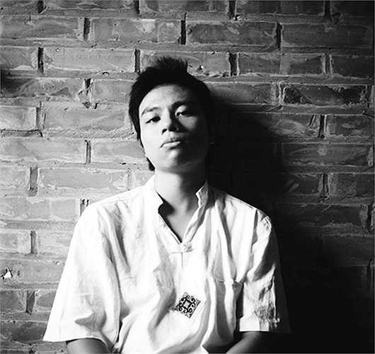 Ngoài sở thích tạo nên những tác phẩm tranh độc đáo này, Còi Xương còn yêu thích âm nhạc, du lịch, hội họa...