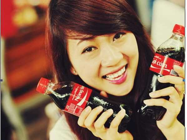 In tên lên lon Coca-Cola giúp bạn trẻ thể hiện cá tính của riêng mình.