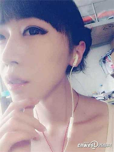 Lý Uyên học khoa tiếng Nhật của Đại học Tây Bắc, Trung Quốc