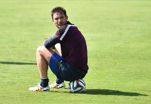 Lampard gây sốc khi quay lại Premier League trong màu áo Man City