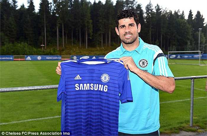 Vị trí đá cắm thuộc về Diego Costa, người đã ngốn của Chelsea 32 triệu bảng