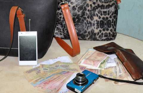 Nhân viên, cứu hộ, resort, cướp giật, Đà Nẵng, công an, truy bắt