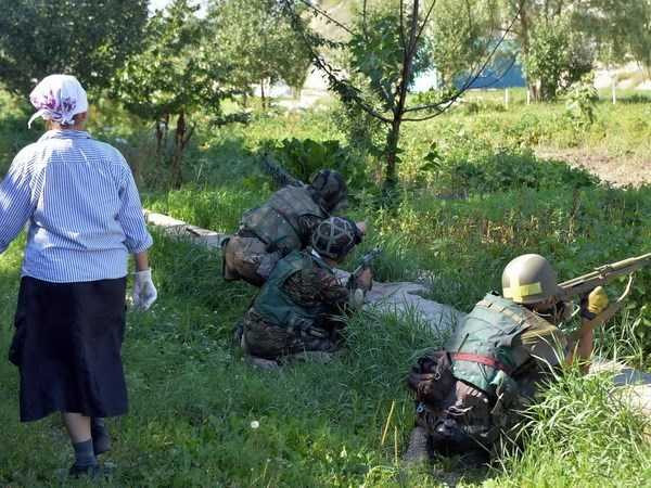 Dừng tìm kiếm bằng chứng tại hiện trường thảm họa MH17