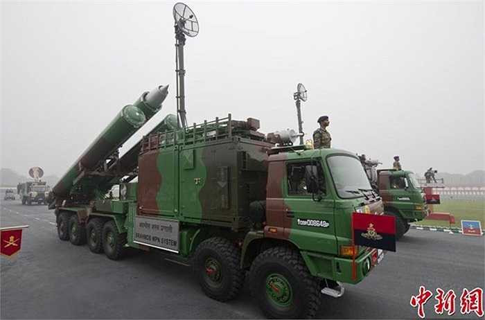 Bệ phóng đặt trên đất liền của hệ thống tên lửa hành trình chống tàu siêu thanh BrahMos đáng sợ