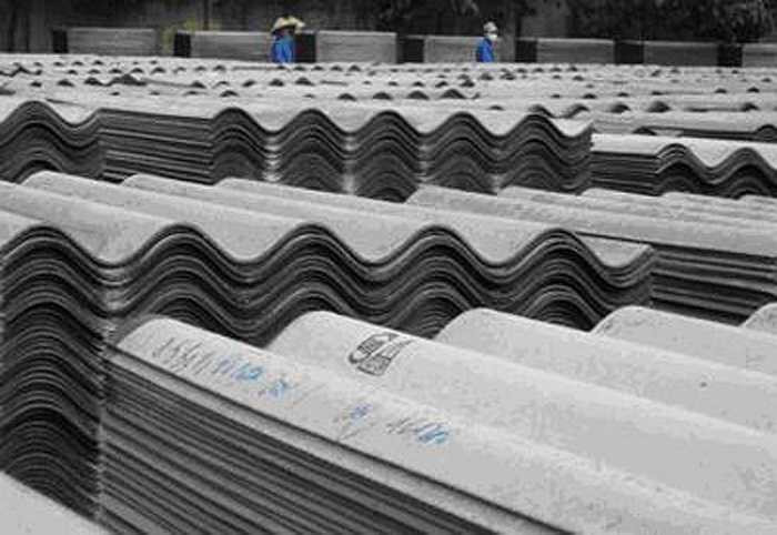 Không thể phủ nhận việc ứng dụng và lợi ích từ các sản phẩm của amiang nói chung, tấm lợp fibrociment nói riêng đem lại cho con người trong nông nghiệp, công nghiệp và các mặt đời sống khác của xã hội. 