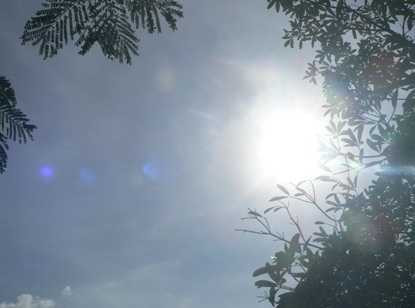 Lập thu, miền Bắc có nơi vẫn nắng nóng 37 độ