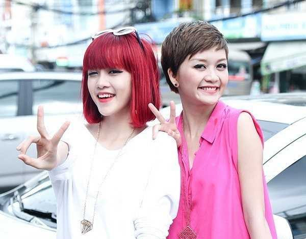 Dường như màu tóc xanh, đỏ rất được lòng nghệ sỹ Việt, Thiều Bảo Trâm cũng vừa thay đổi màu tóc khiến cô sở hữu vẻ ngoài cá tính, thu hút hơn.