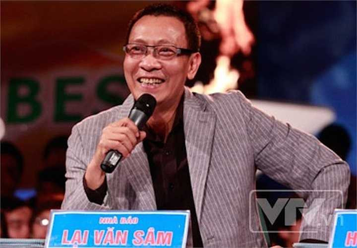Không quá quan trọng về mặt hình thức, luôn xuất hiện giản đơn với trang phục vest song bằng sự thông minh, linh hoạt, bình tĩnh nhưng không kém phần dí dỏm, hài hước, Lại Văn Sâm ghi dấu ấn sâu đậm với khán giả trong từng chương trình được dẫn dắt. Sẽ là một áp lực không hề nhỏ đối với những MC trẻ tuổi khi 'tiếp bước' Lại Văn Sâm dẫn dắt một chương trình bởi cái bóng quá lớn của người dẫn sinh năm 1958 này.