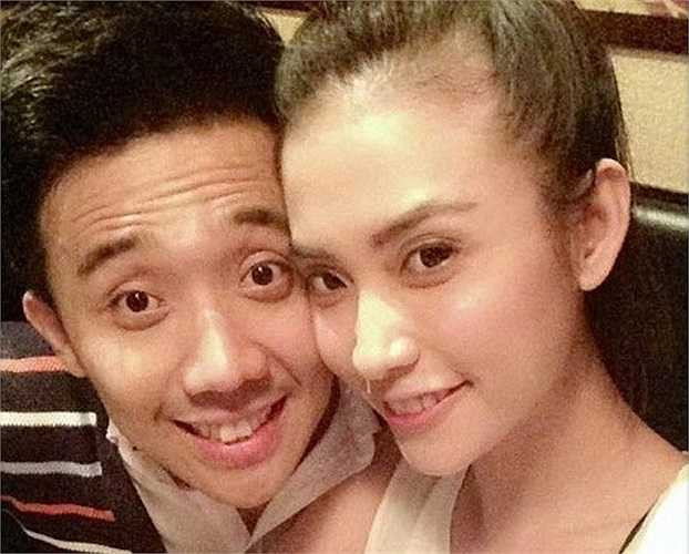 Sinh năm 1987, tới nay, Trấn Thành vẫn là một trong những mỹ nam độc thân đắt giá nhất showbiz. Trước đó, anh có chuyện tình đẹp với em họ của nữ diễn viên Mai Thu Huyền, người đẹp Mai Hồ. Tuy nhiên, cả hai đã 'đường ai nấy đi' sau một thời gian gắn bó. Hiện tại, nam MC 27 tuổi vẫn chưa tìm được cho mình tình yêu mới.