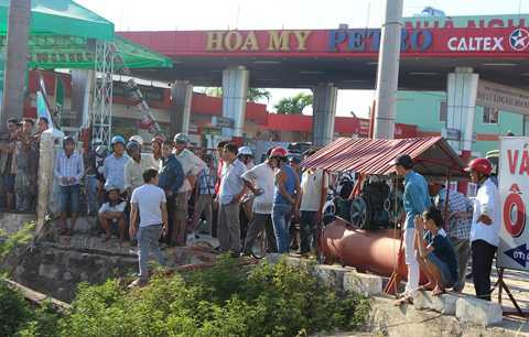 Quảng nam, tai nạn, giao thông, Xe khách, lao xuống ruộng,hành khách, hú vía