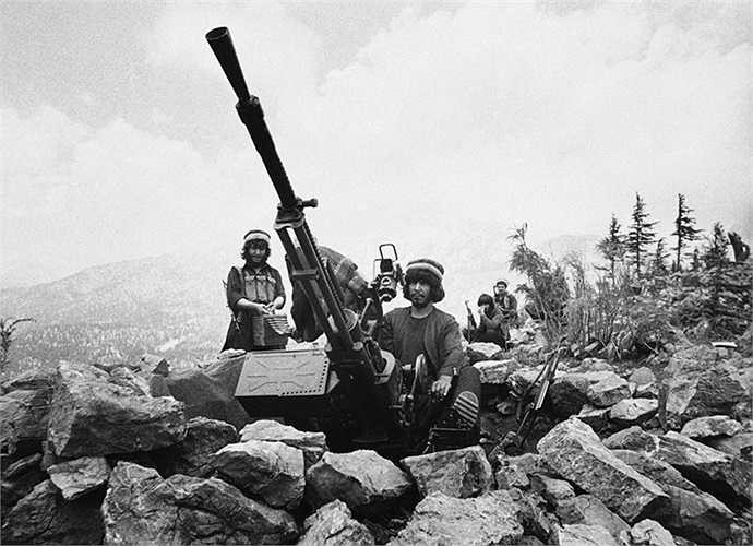 Phiến quân Afghanistan và súng phòng không