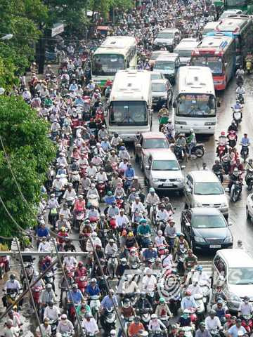 Người đầu tiên đề xuất cấm xe máy: Từ 'ngọn' chắc chắn thất bại