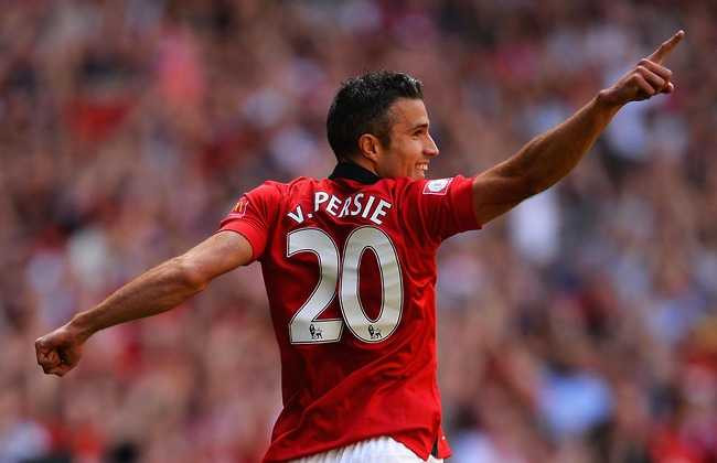 Van Persie giúp Man Utd thu lợi lớn ở mặt bán áo đấu