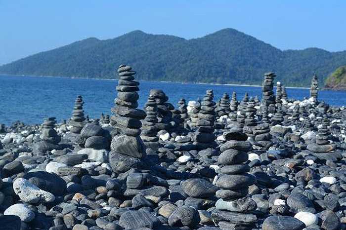 Với những du khách phương Tây, họ xếp thành những thông điệp mà họ muốn trao gửi và mong muốn trong cuộc sống của họ.