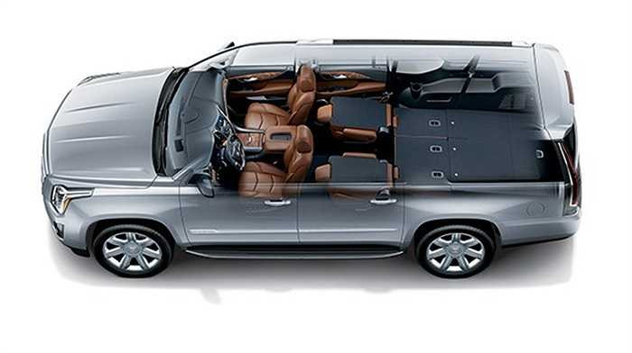 Thiết kế 7 chỗ với 5 ghế sau có thể gấp phẳng xuống, tăng không gian chứa đồ.