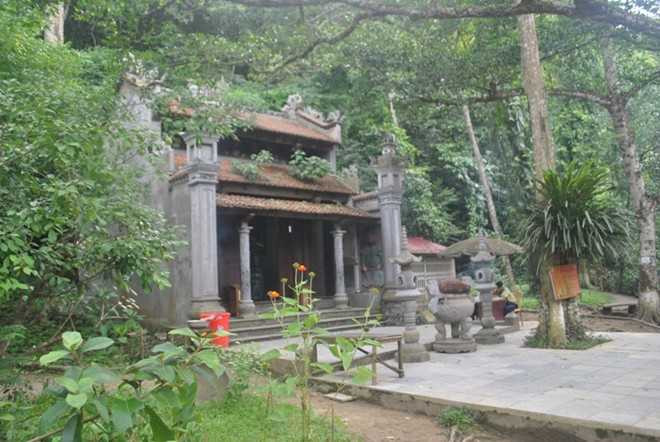 Bí ẩn 3 đàn cá thần dân không dám ăn thịt ở Thanh Hóa