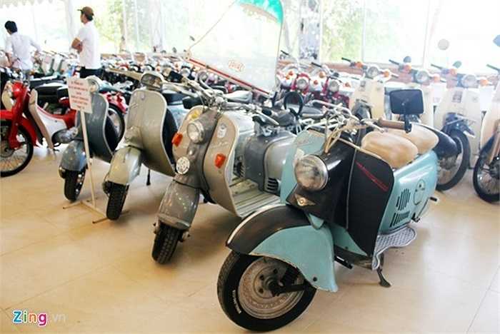 Chiếc Berlin Roller SR 50 sản xuất tại Đức vào năm 1959 (màu xanh đen) là mẫu xe thuộc hàng đỉnh nhất của bộ sưu tập này. Chiếc xe này vẫn giữ được các chi tiết và đường nét nguyên bản sau nhiều thập kỉ. Ngay cạnh Berlin Roller SR 50 là chiếc Lambretta LD 150 sản xuất từ năm 1955 đến 1958 cũng là mẫu xe nguyên bản.
