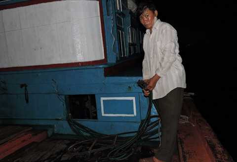 tàu cá, ngư dân, Lý Sơn, Trung Quốc, tấn công, đập phá, cướp tài sản